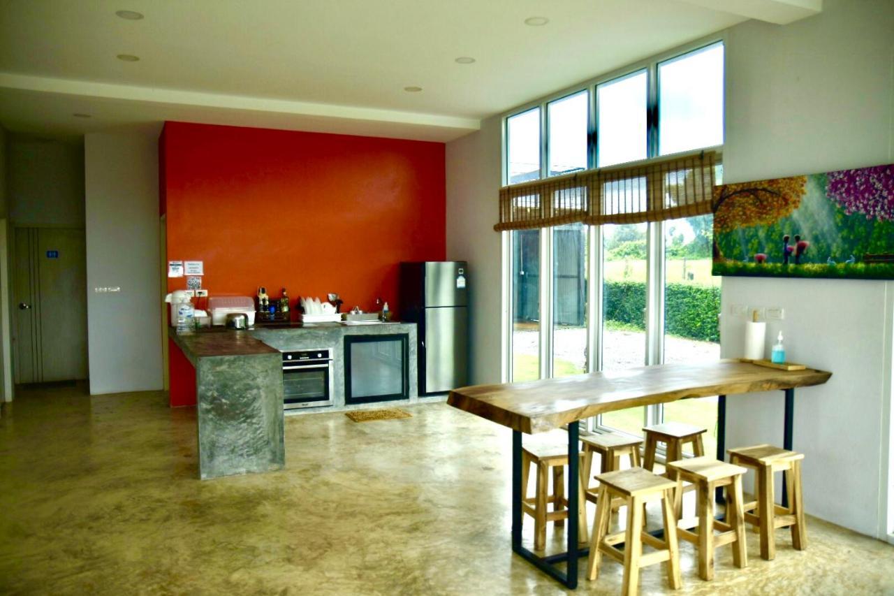 Aly'S House Bed & Breakfast Ban Phlu Thong ภายนอก รูปภาพ